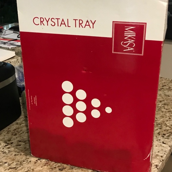 Mikasa “Rare” Chrystal Holiday Winter Dreams  Large 18” Canapé platter NEW $35 - Picture 7 of 9